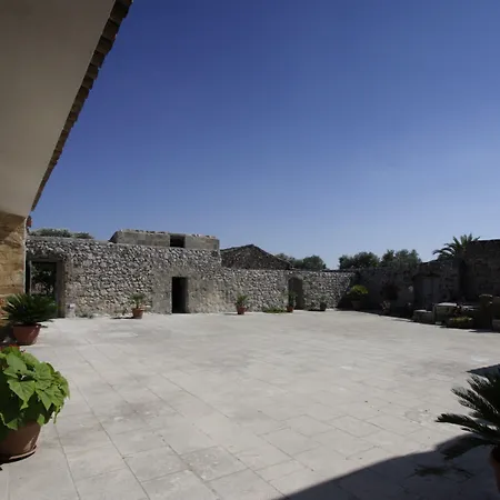 Masseria Uccio לינה וארוחת בוקר