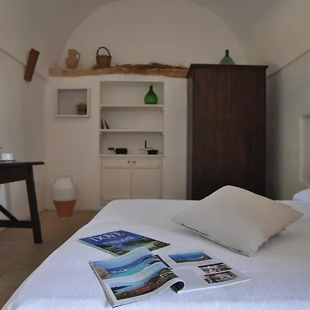 לינה וארוחת בוקר Masseria Uccio 4*